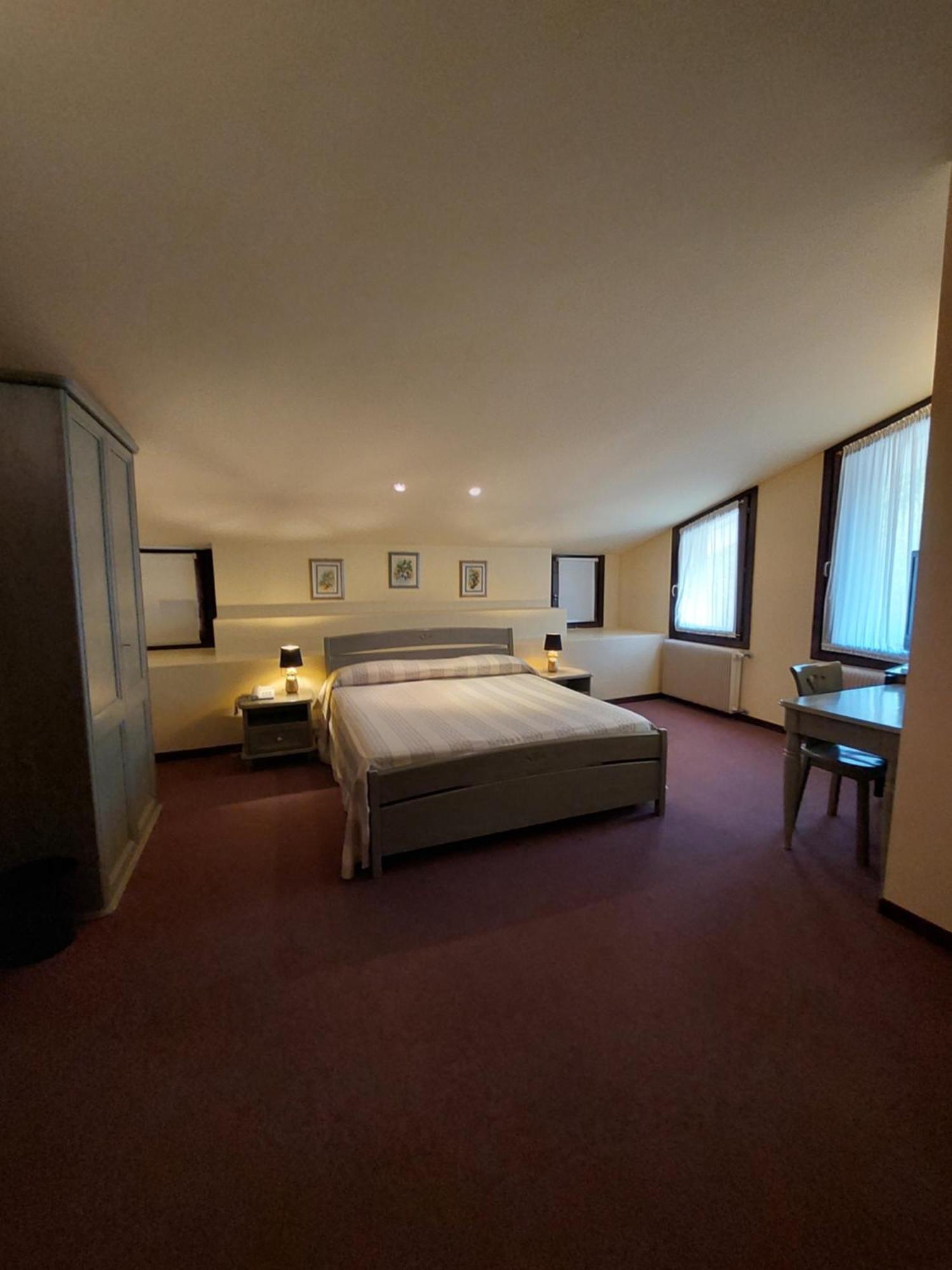 Albergo Alla Pineta Montebelluna Exteriör bild